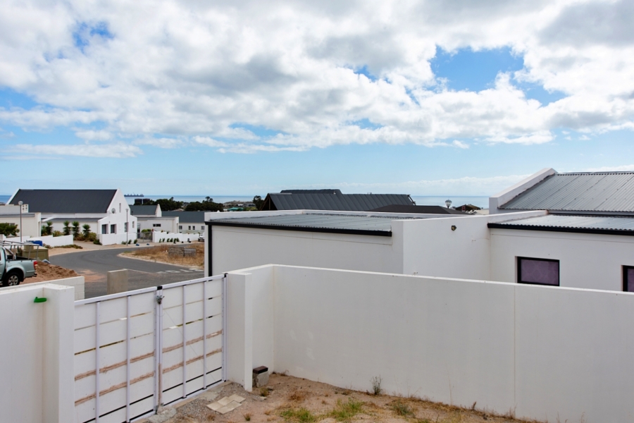 2 Bedroom Property for Sale in Harbour Lights Western Cape